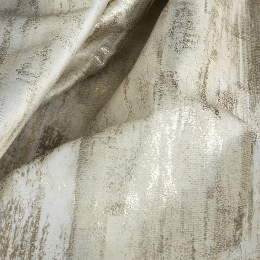 Záves 140x270 cm zamatový krémový so zlatistým mramorovým vzorom na riasiacu pásku ELLA