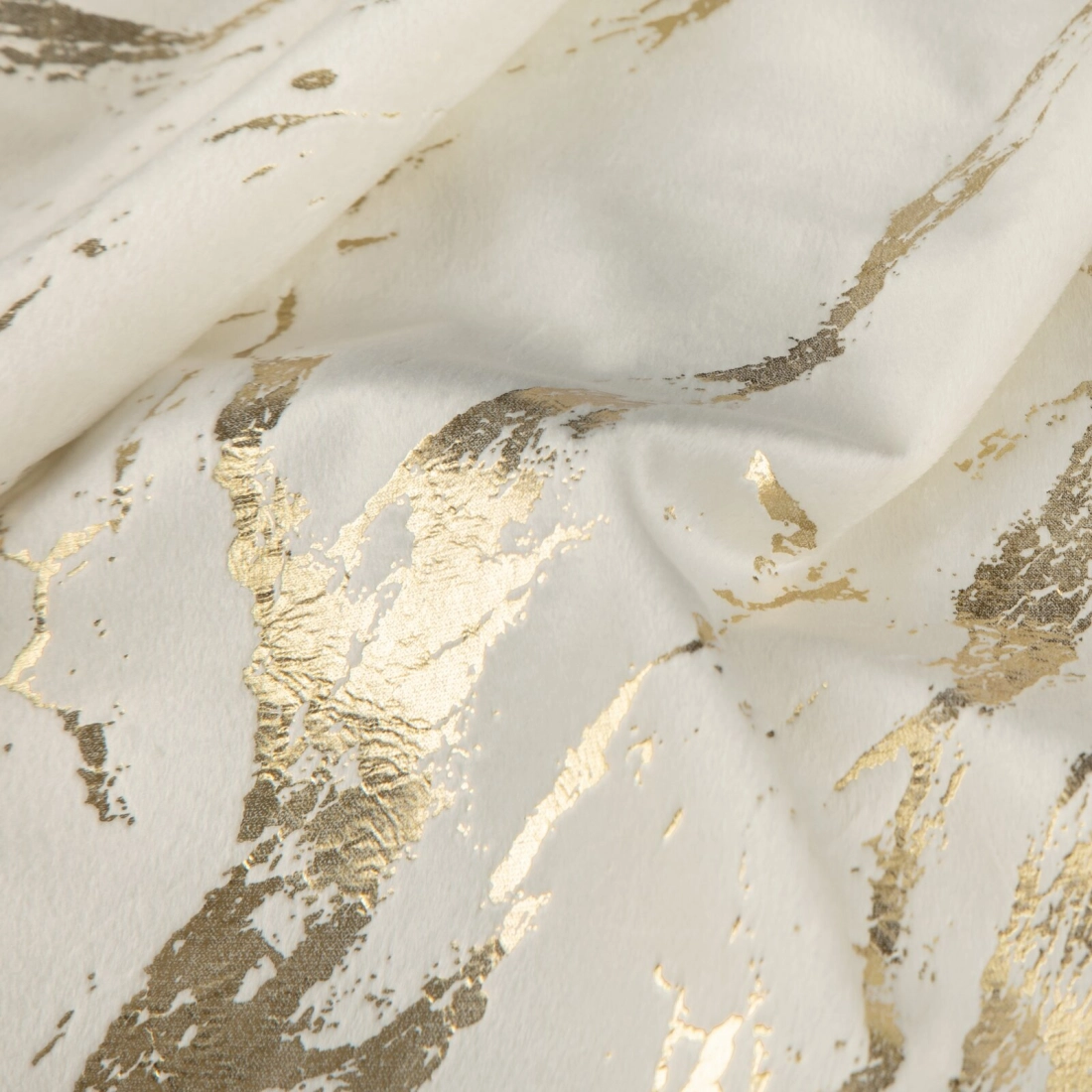 Záves 140x270 cm zamatový krémový zlatistý na riasiacu pásku MOLLY