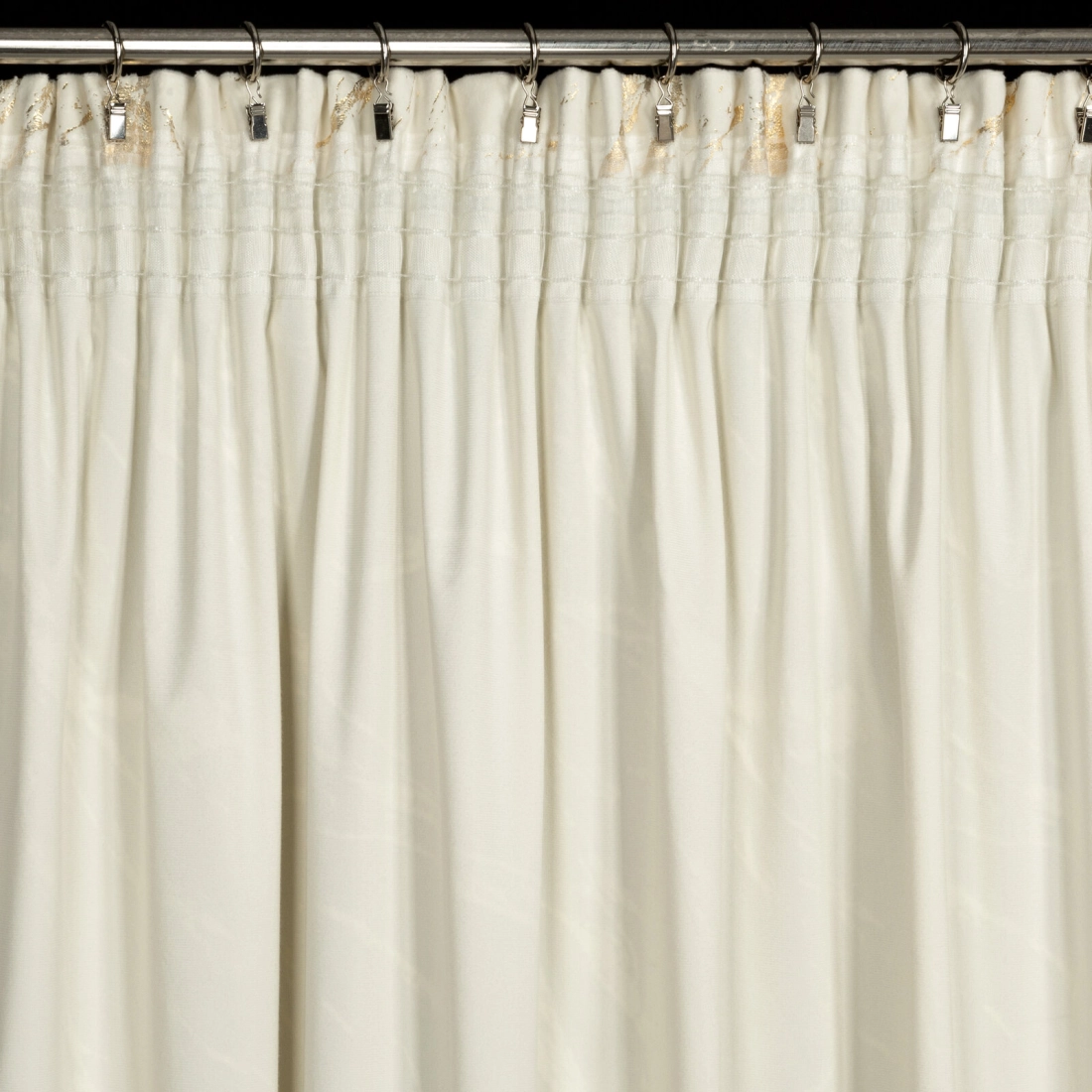 Záves 140x270 cm zamatový krémový zlatistý na riasiacu pásku MOLLY