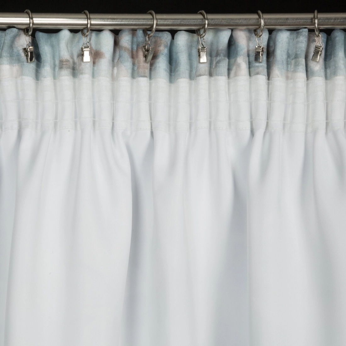 Záves 140x270 cm zamatový oceľový, krémový na riasiacu pásku GRACJA