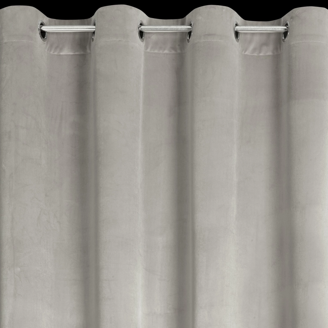 Záves 140x270 cm zamatový sivý na kovové krúžky ANTARA