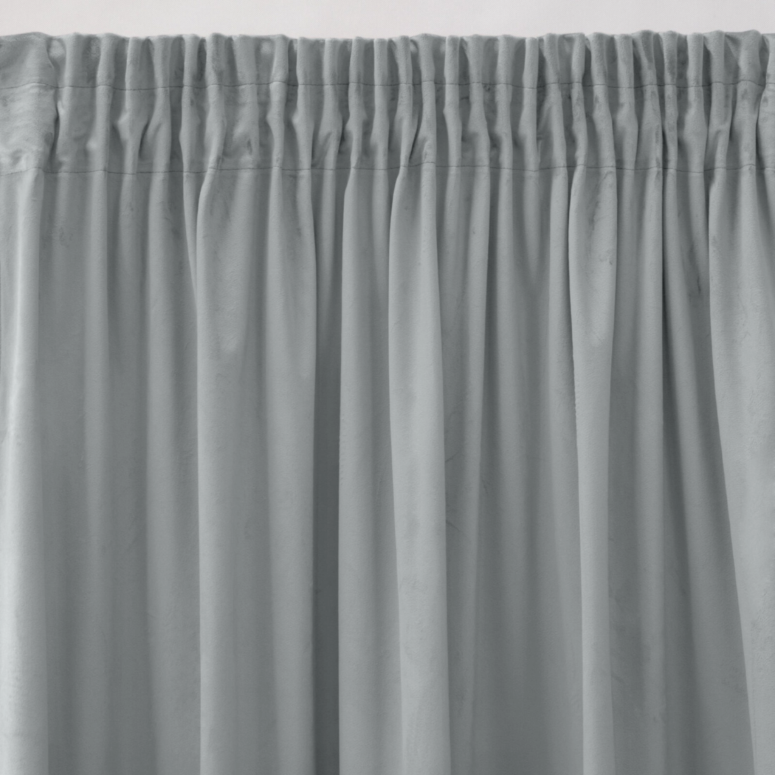 Sametový šedý závěs 140x270 cm na řasící pásku SIBEL Pierre Cardin