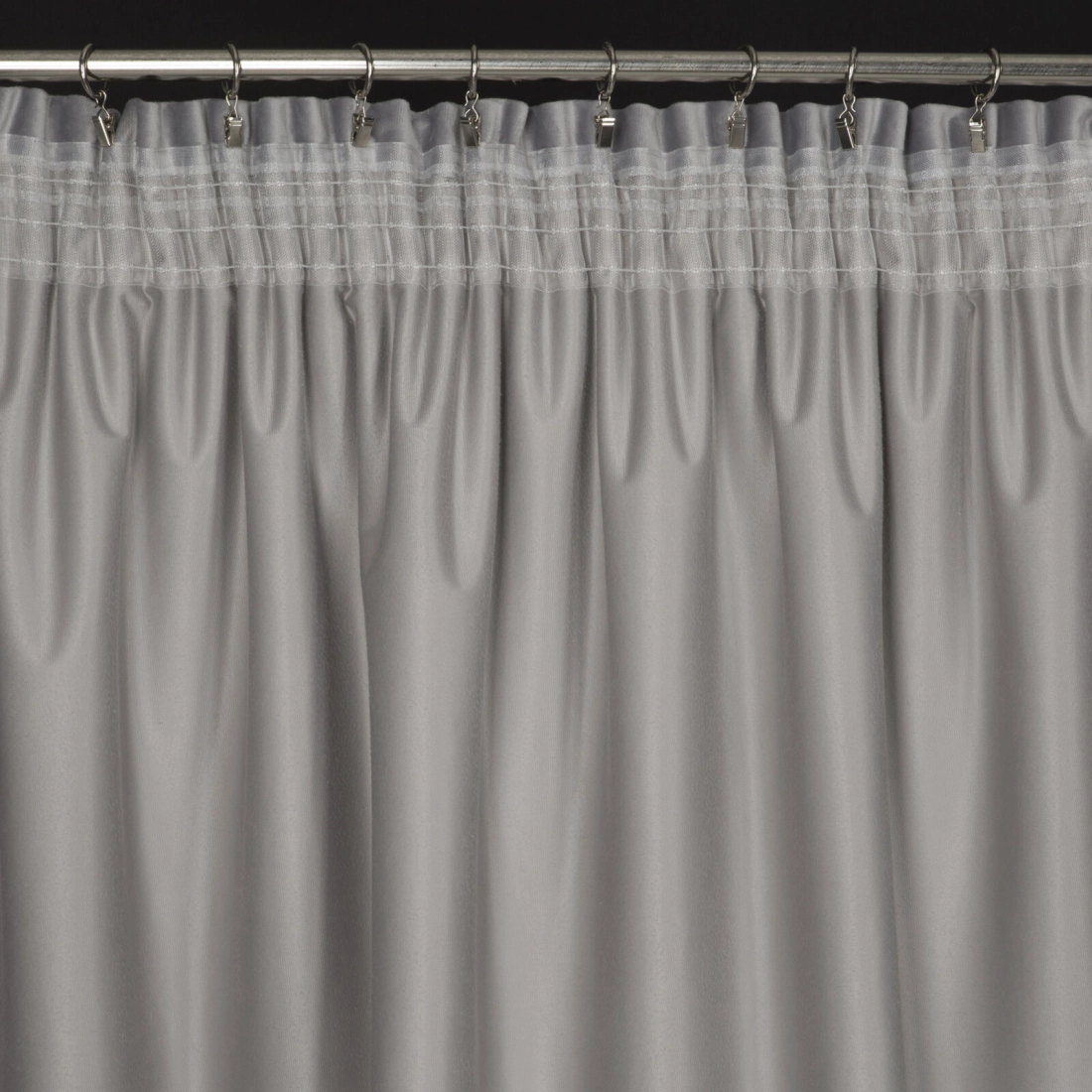 Záves 140x270 cm zamatový strieborný šampanský na riasiacu pásku MARIELA