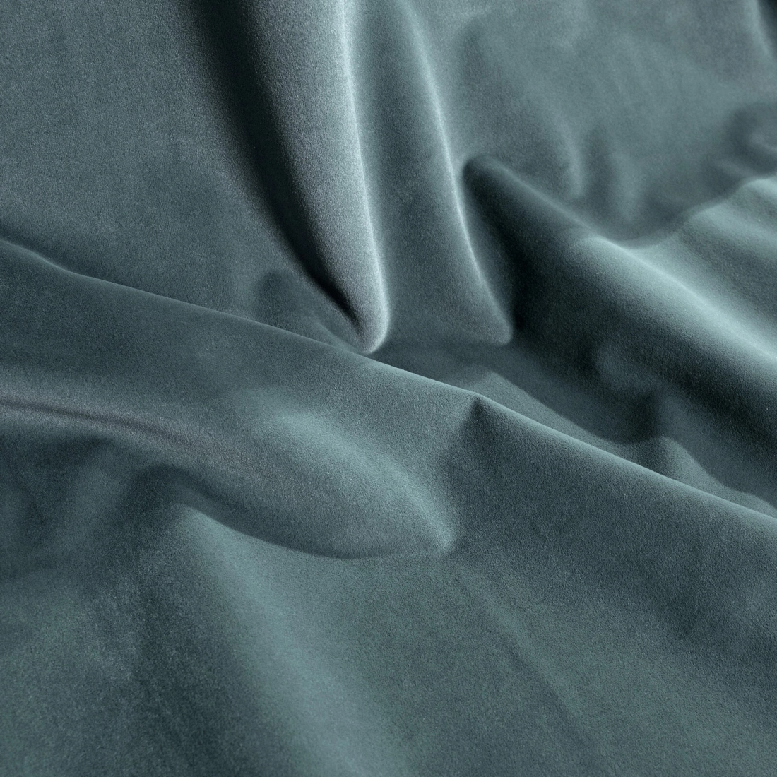 Záves 140x270 cm zamatový svetlomodrý na riasiacu pásku KRISTI