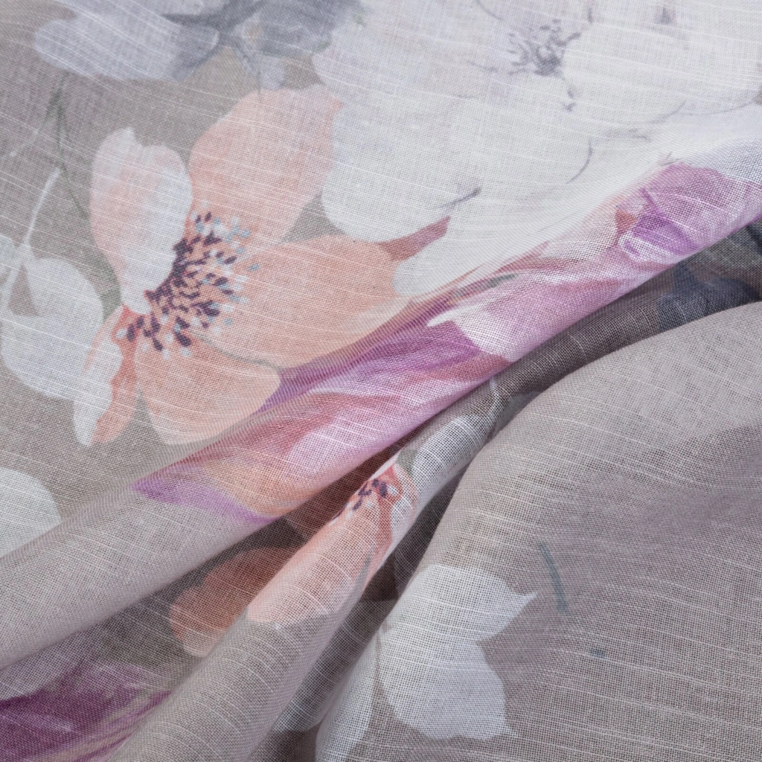 Záves 140x300 cm etamínový strieborný s ružovými kvetmi na riasiacu pásku SHERRY