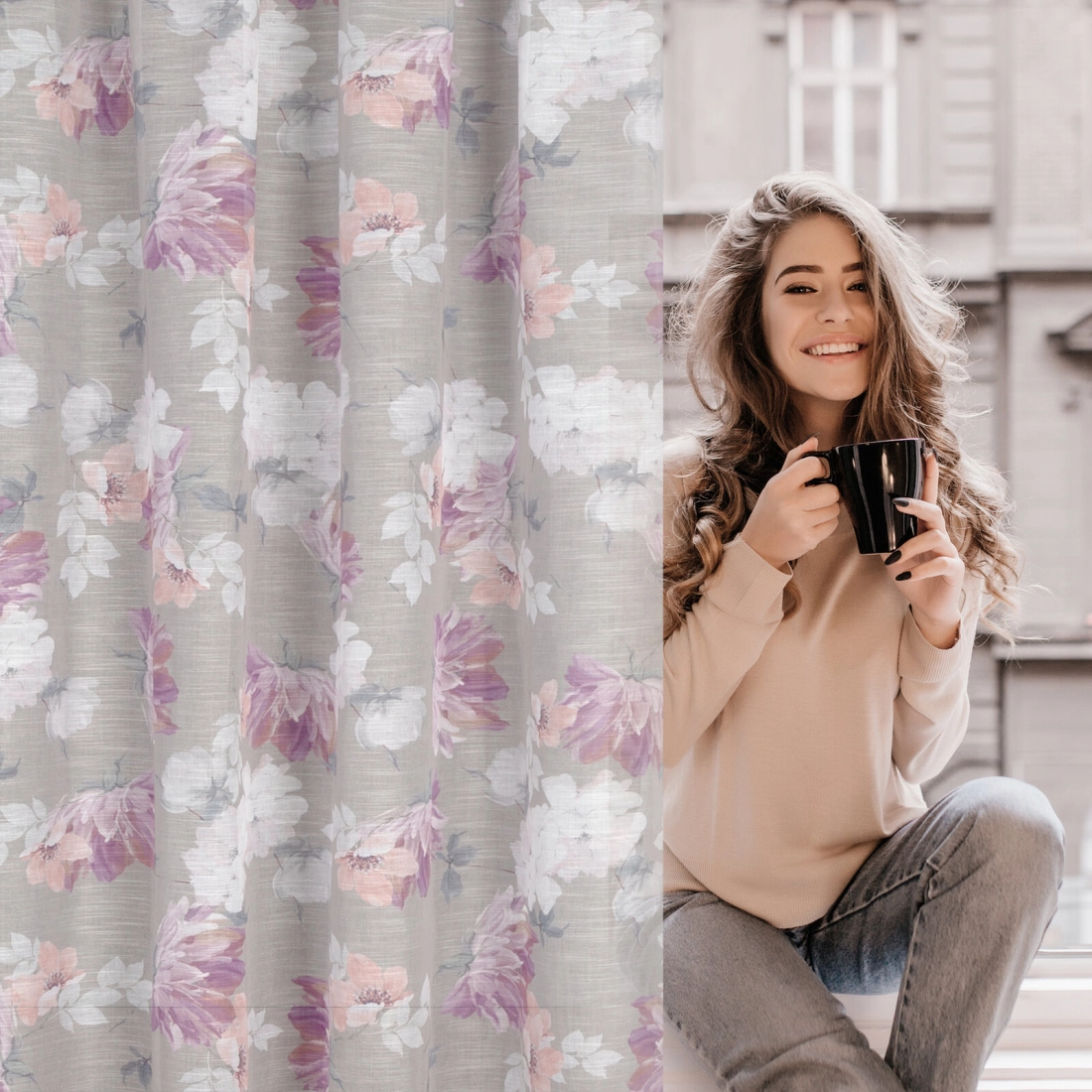 Záves 140x300 cm etamínový strieborný s ružovými kvetmi na riasiacu pásku SHERRY