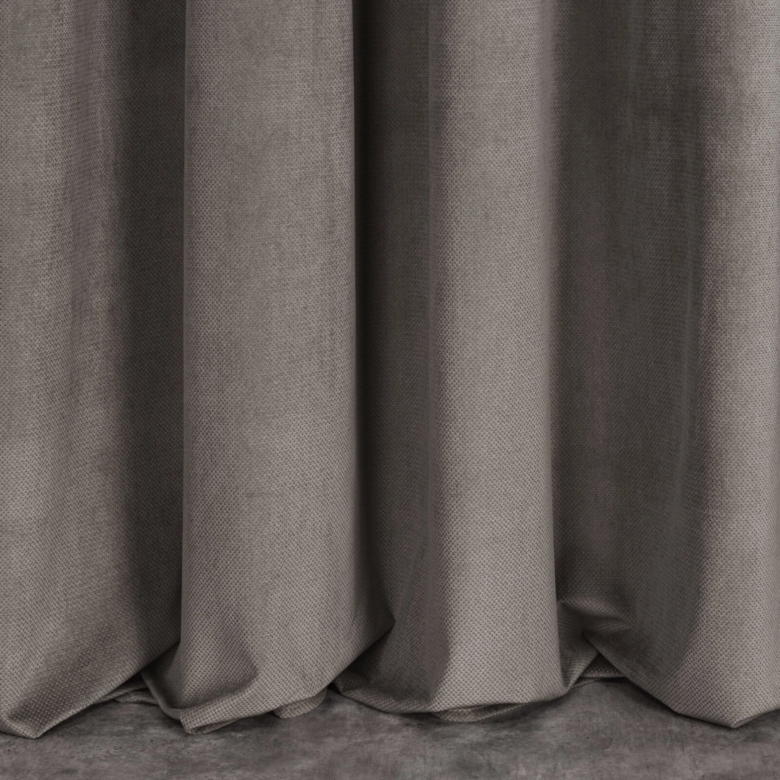 Záves 140x300 cm matný zamatový sivý na riasiacu pásku MILO