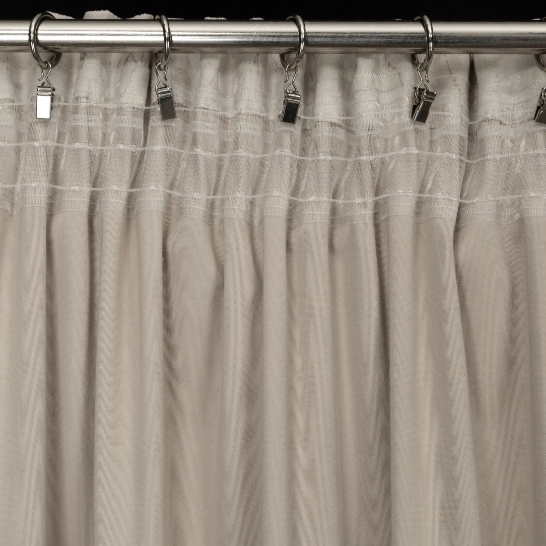 Závěs 140x300 cm sametový béžový se zlatým vzorem na řasicí pásku NADIA