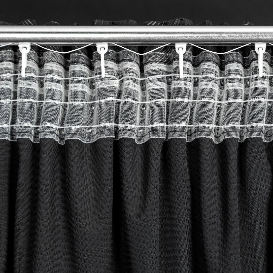 Záves 140x300 cm zamatový čierny strieborný na riasiacu pásku STELLA