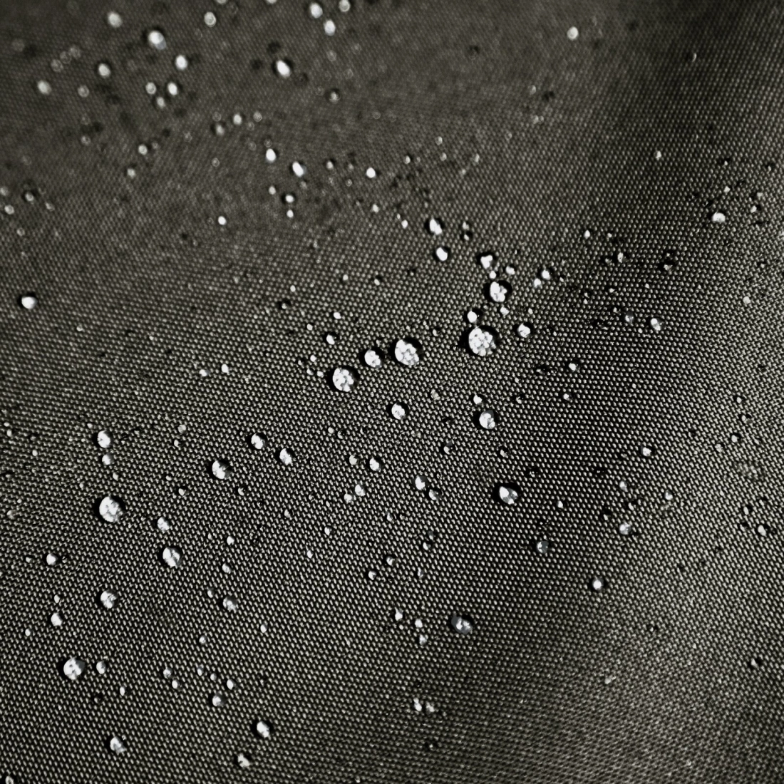 Záves 155x200 cm vodoodolný matný polyester grafitový na traky na suchý zips GARDEN