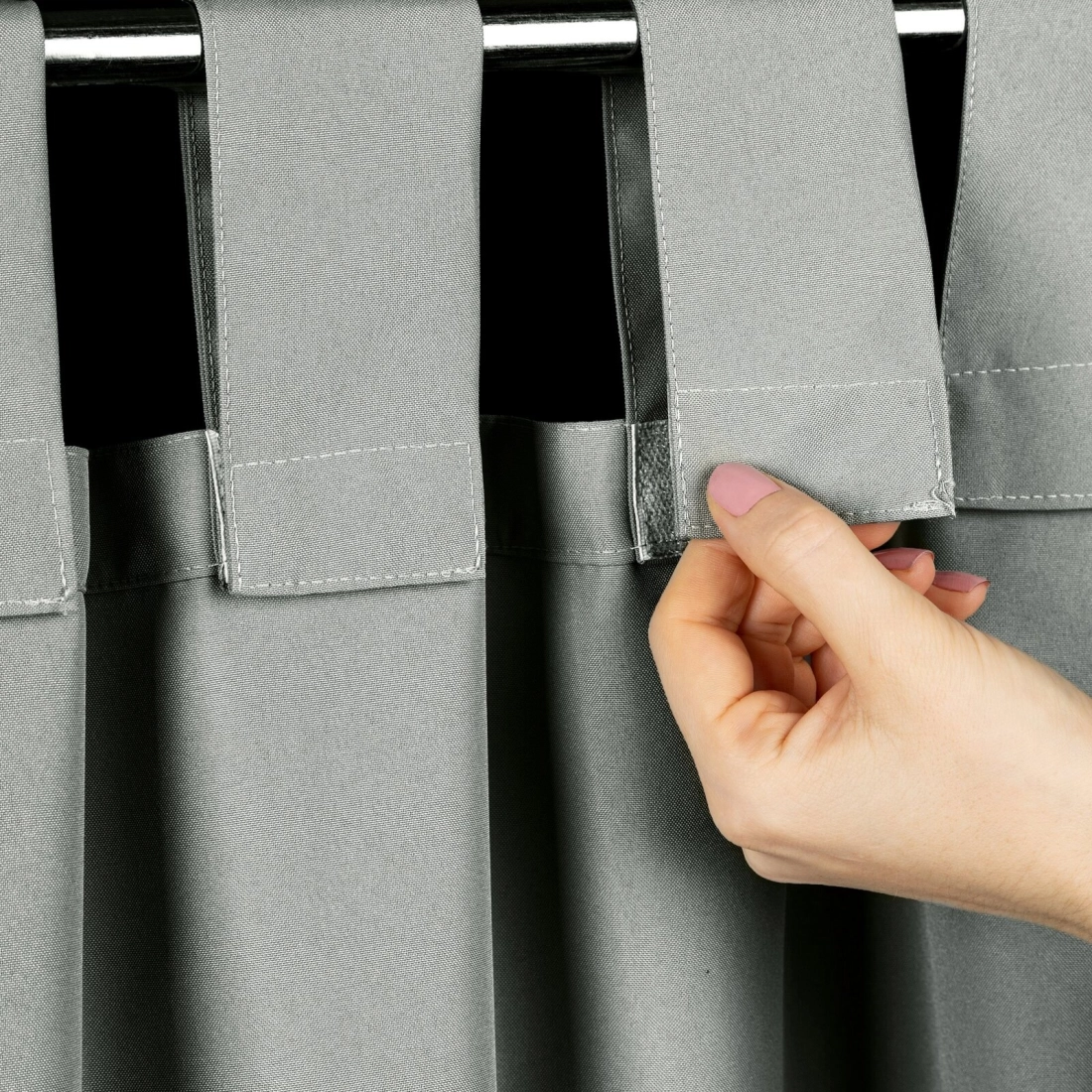 Voděodolný stříbrný závěs 155x200 cm z polyesteru GARDEN