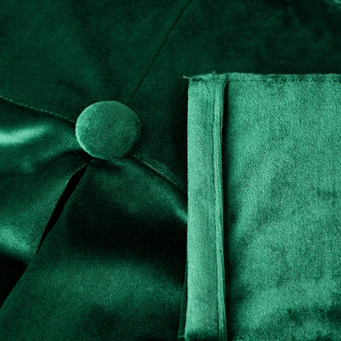 Velurový tmavě zelený závěs 85x250 cm na řasící pásku ALITA