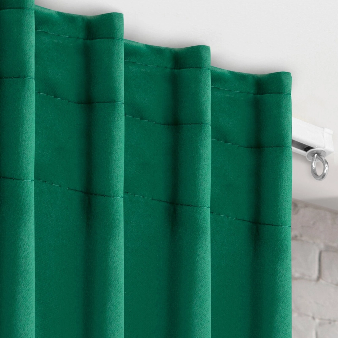 Záves zatemňujúci 140x300 cm tmavozelený na riasiacu pásku MILAN