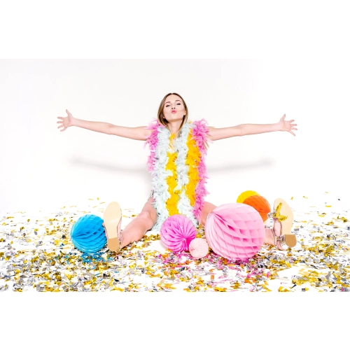 Boa albă cu pene 180 cm – accesoriu ușor pentru carnaval