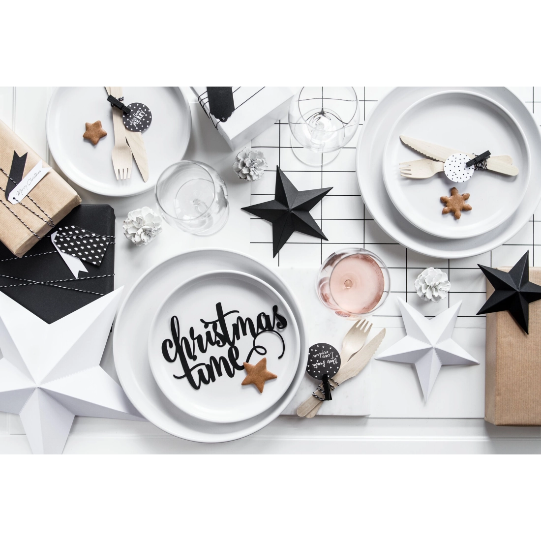 Fehér 3D papírcsillagok felakasztható – 6 db-os készlet, DIY dekoráció