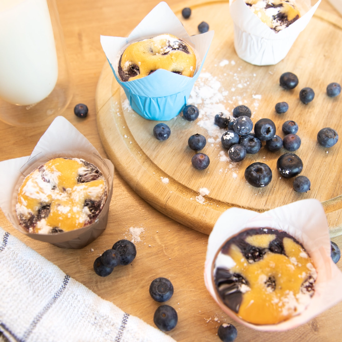 Cănuțe albe pentru brioșe, 20 buc.