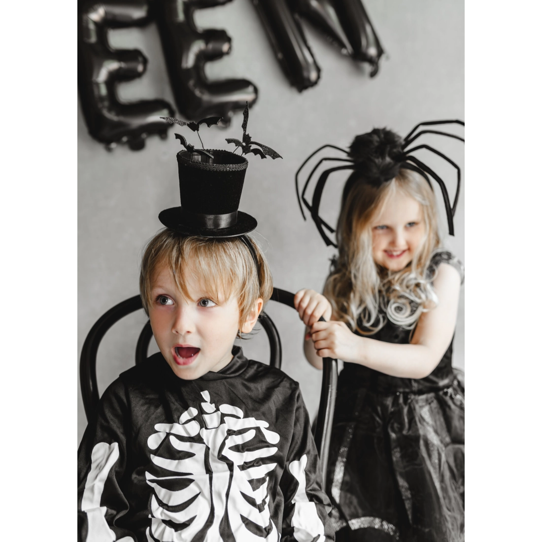 Halloween fejpánt fekete pókkal, 19x32 cm, szőrös