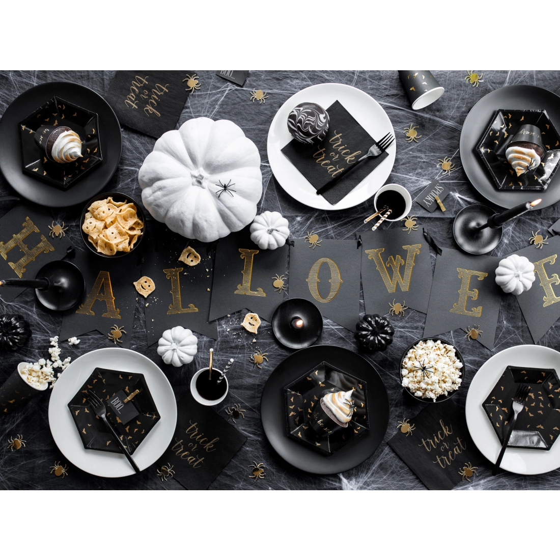 Banner din hârtie neagră Halloween 175 cm – ghirlandă DIY pentru decor