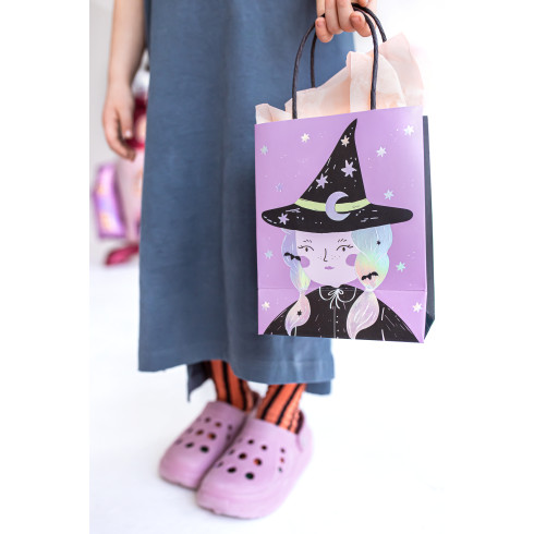 Darilna vrečka Čarovnica vijolična, zvezdica, 8×14×18 cm