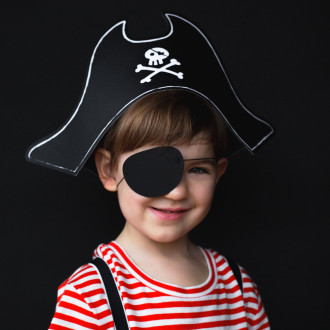 Otroški piratski klobuk in preveza za oko, črn papir, 14 cm