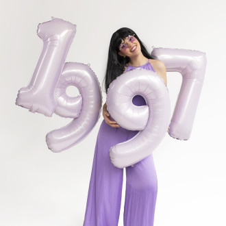 Dolga črna lasulja s frufrújem – naraven videz za zabave in vsakodnevno nošenje