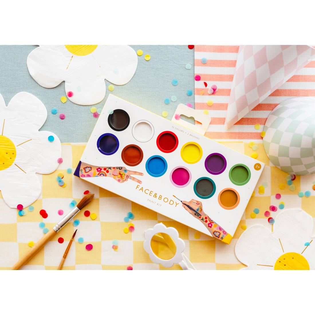 Arcfesték 12 színnel ecsetekkel – arcfestő készlet