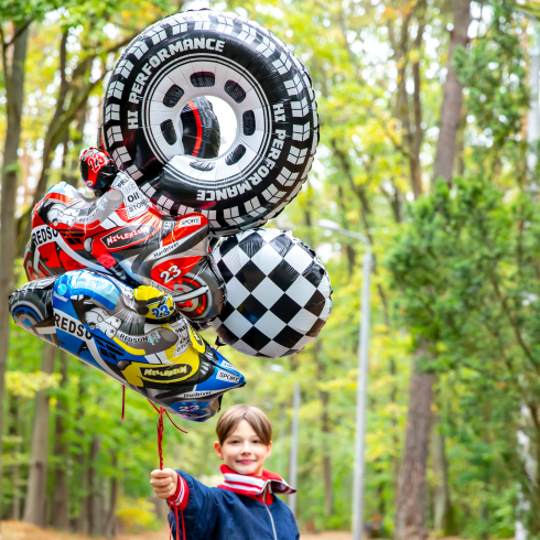 Racing Car fólia lufi autó motívummal partijára