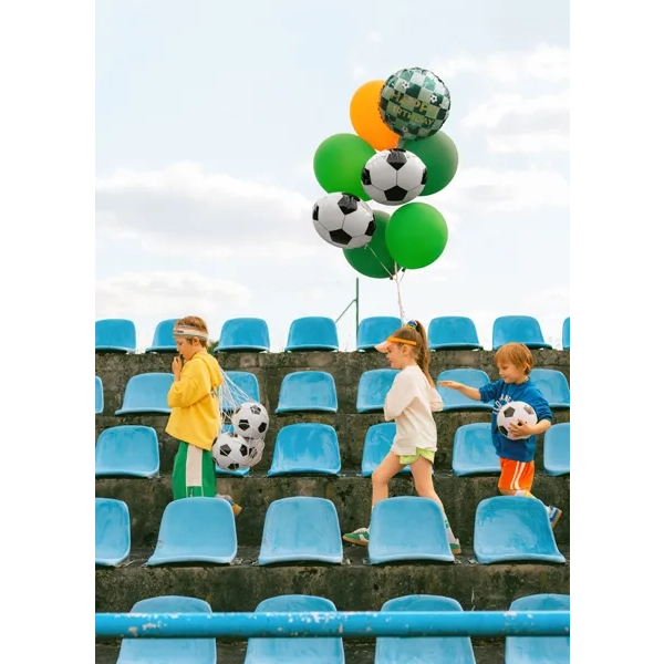Fólia lufi futball labda 35 cm – fekete-fehér, héliummal és levegővel is fújható