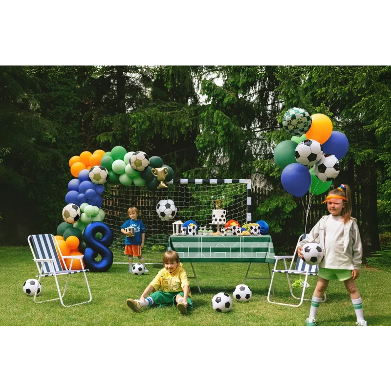 Fólia lufi futball labda 35 cm – fekete-fehér, héliummal és levegővel is fújható