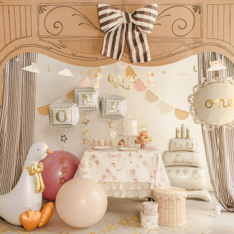 Foli balon guska bijela sa zlatom mašnom