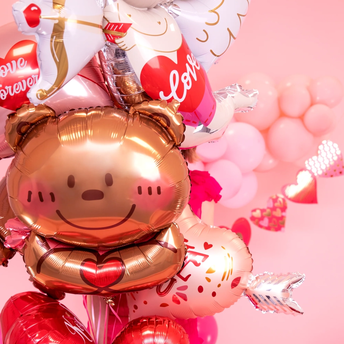 Fóliový balón medvedík so srdiečkom