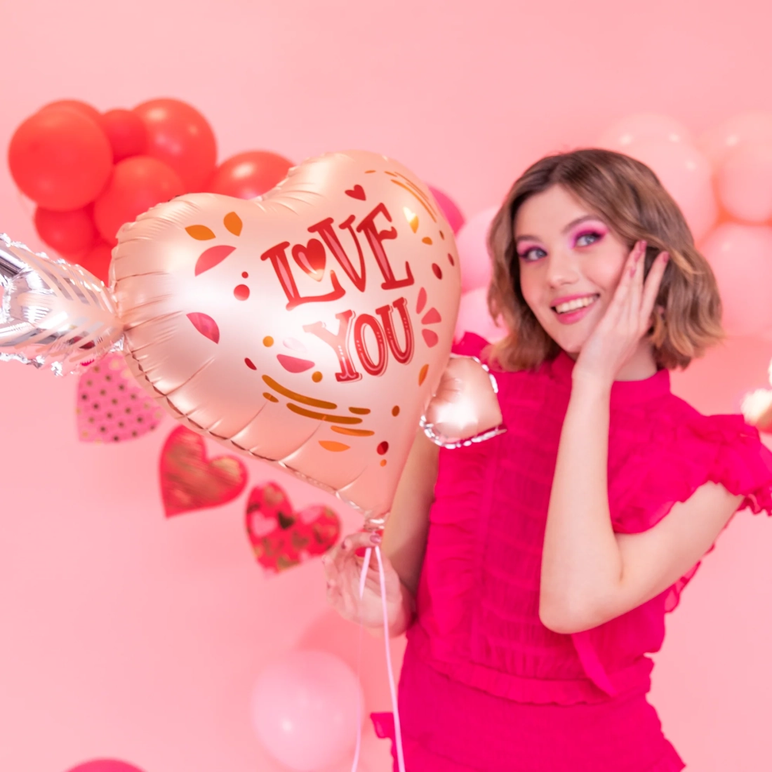 Balon din folie inimă cu săgeată