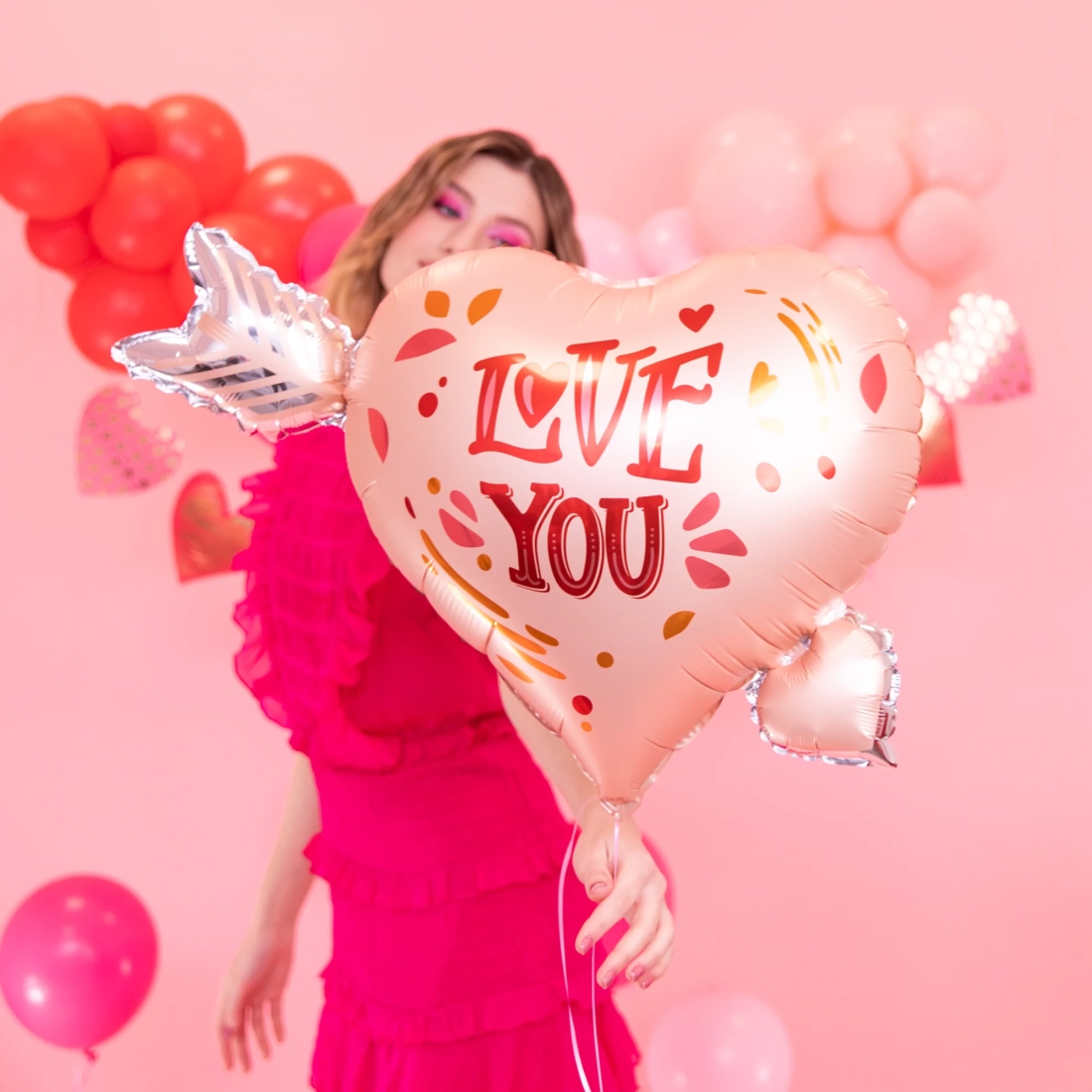 Balon din folie inimă cu săgeată