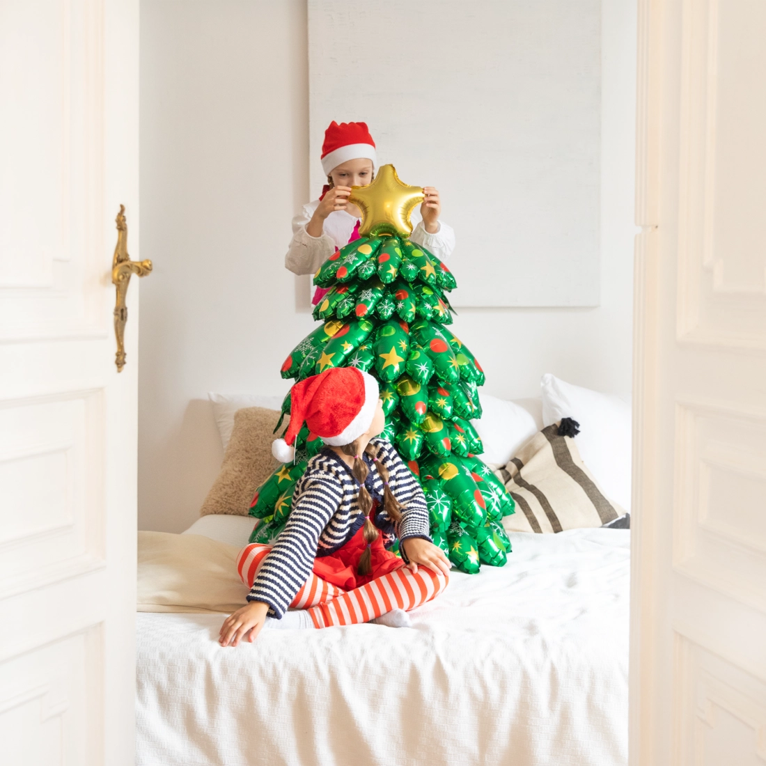 Álló fólia lufi karácsonyfa 73x130 cm