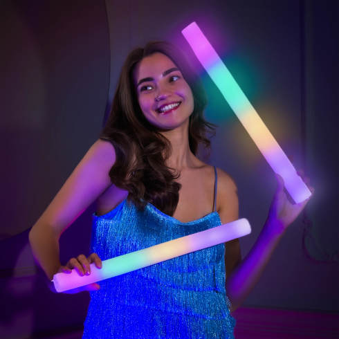 LED penasta utripajoča party palica 48 cm