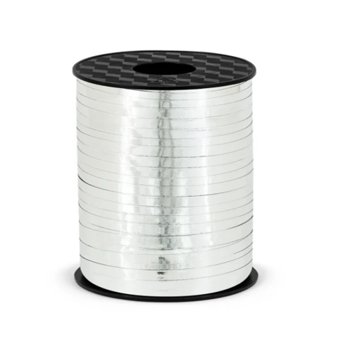 Lesklá plastová darčeková stuha strieborná 458 m