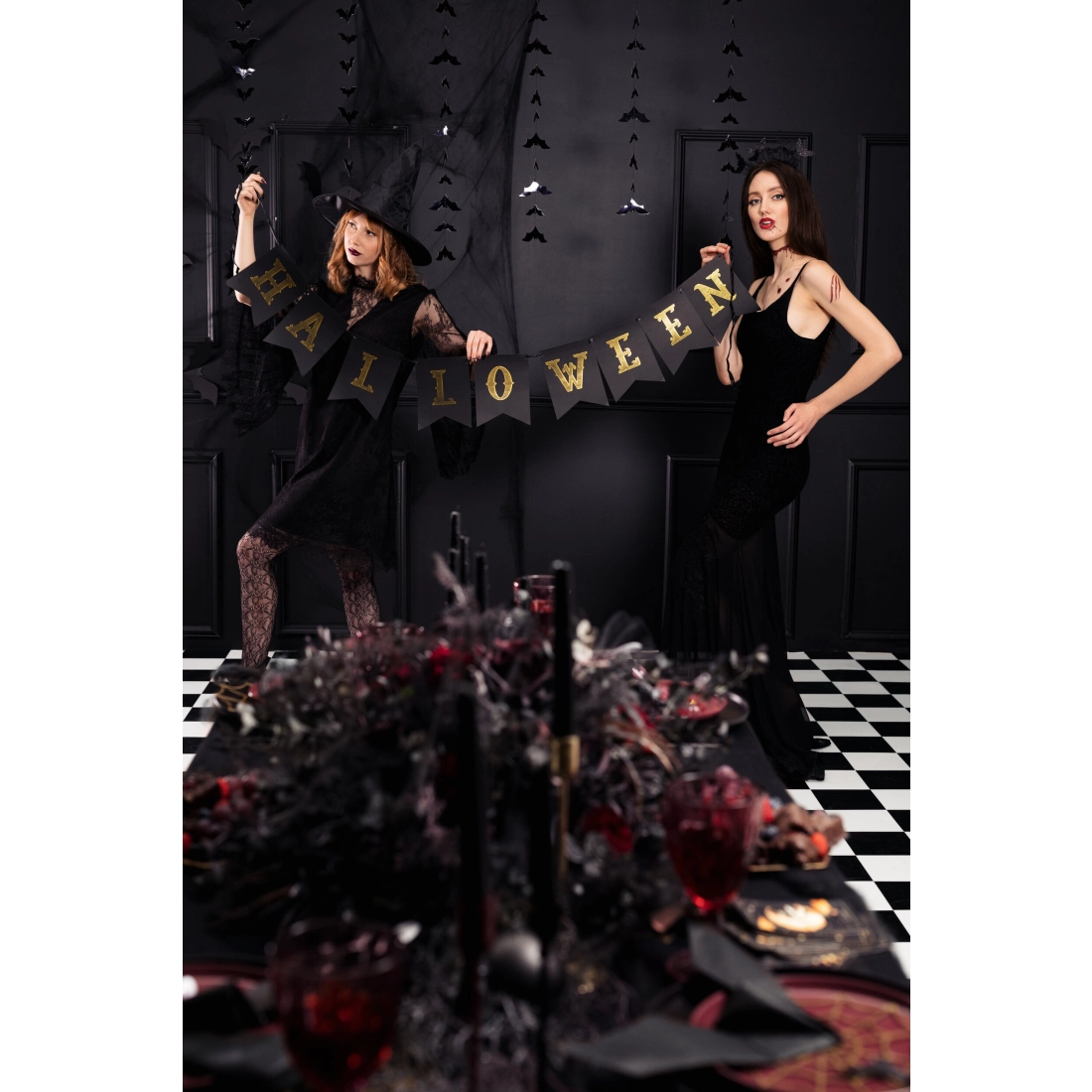 Ghirlandă din hârtie cu lilieci, neagră, 1,5 m – decorațiune de Halloween