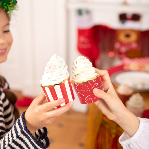 Karácsonyi muffin papírformák cukorpálcás mintával, 50 db