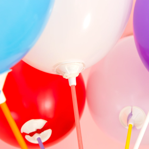 Papírové tyčky na balonky pastel mix 10 ks