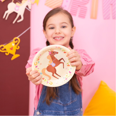Papírtányérok Lovacskák 18 cm, 6 darabos készlet, partira Papírtányérok Lovacskák 18 cm, 6 darabos készlet, partira