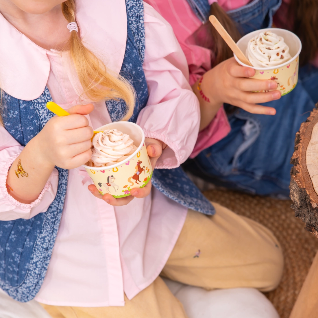 Pahare pentru înghețată cu căluți – 6 buc.