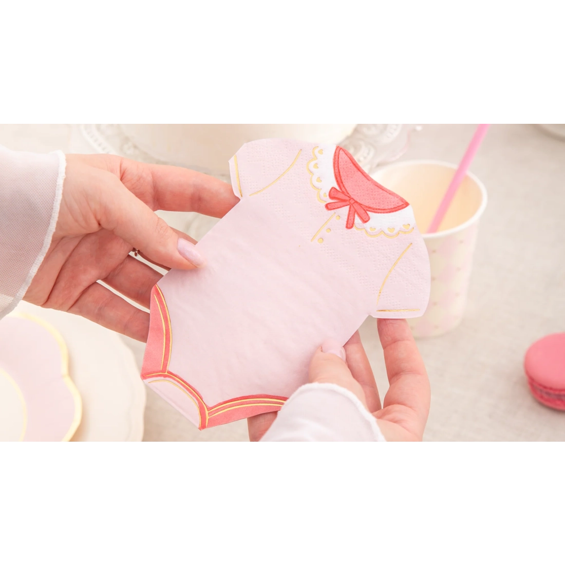 Rózsaszín pöttyös “Baby” party szalvéta, 10 db