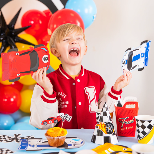 Party tanieriky papierové Race On 6 ks