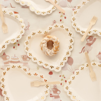 Party tanieriky papierové srdce krémovo zlaté 6 ks