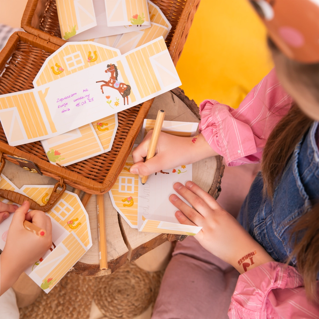 Lovas partymeghívók – 6 darabos készlet