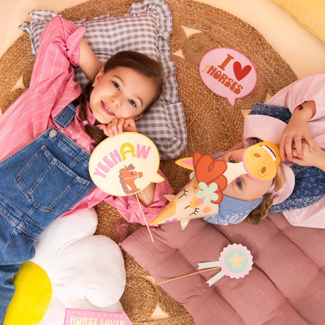 Fotózási kellékek Lovacskák – 11 darabos készlet