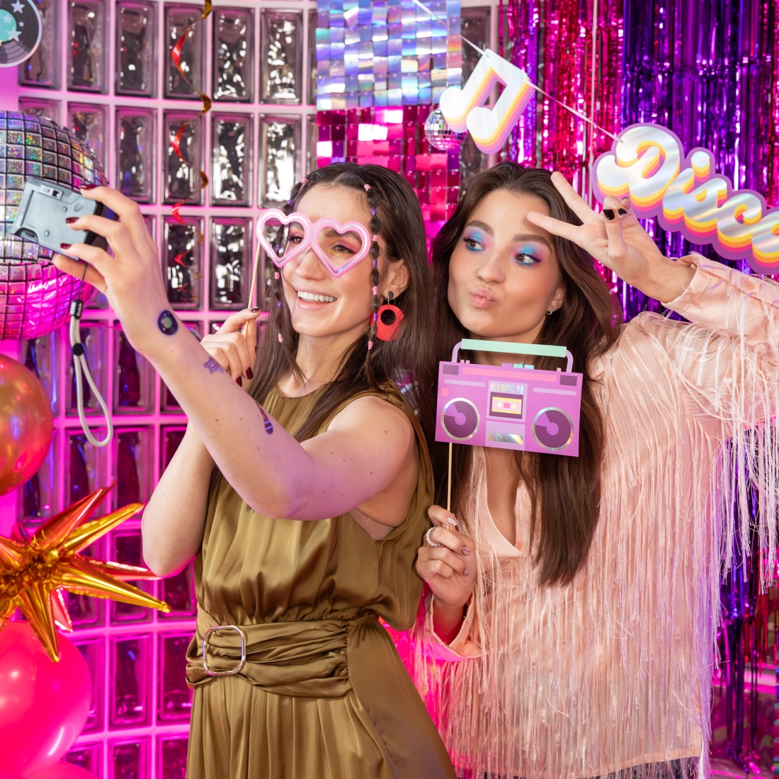 Retro diszkós fotórekwizitek, 18 darabos készlet