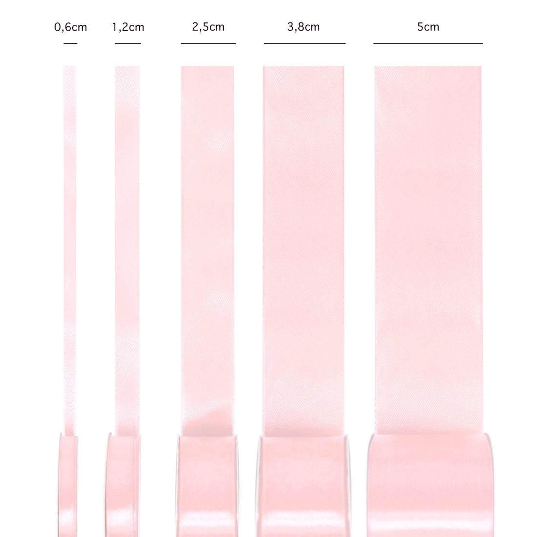 Satenast trak v pudrasto rožnati barvi za praznične dekoracije 23 m