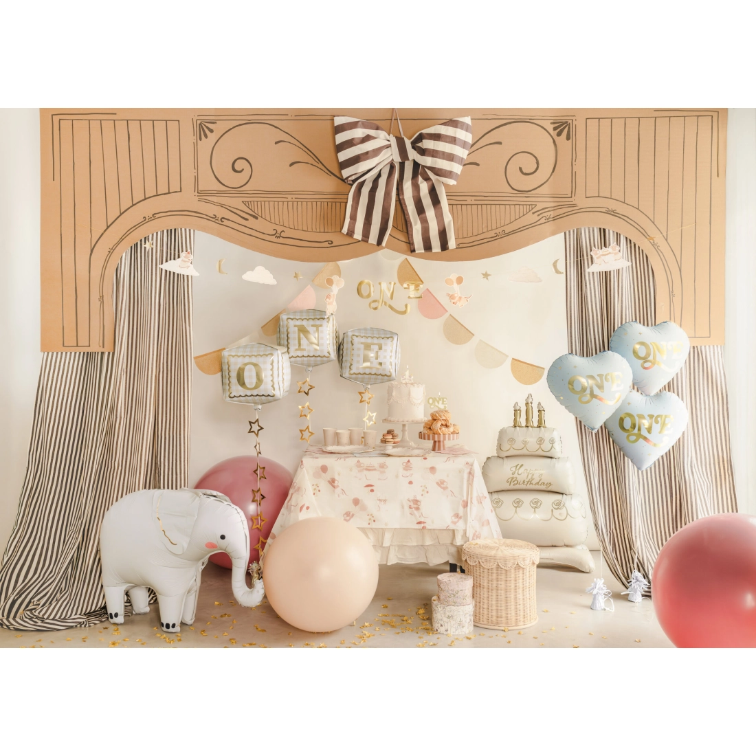 Stoječi folijski balon slon, mešane barve