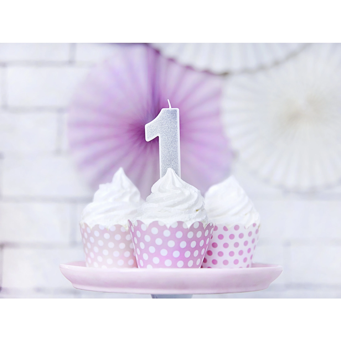 Csillogó ezüst tortagyertya 1-es szám